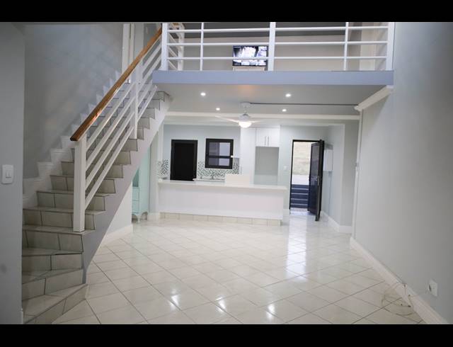 4 BEDROOM HOUSE FOR SALE IN VULINTABA COUNTRY ESTATE